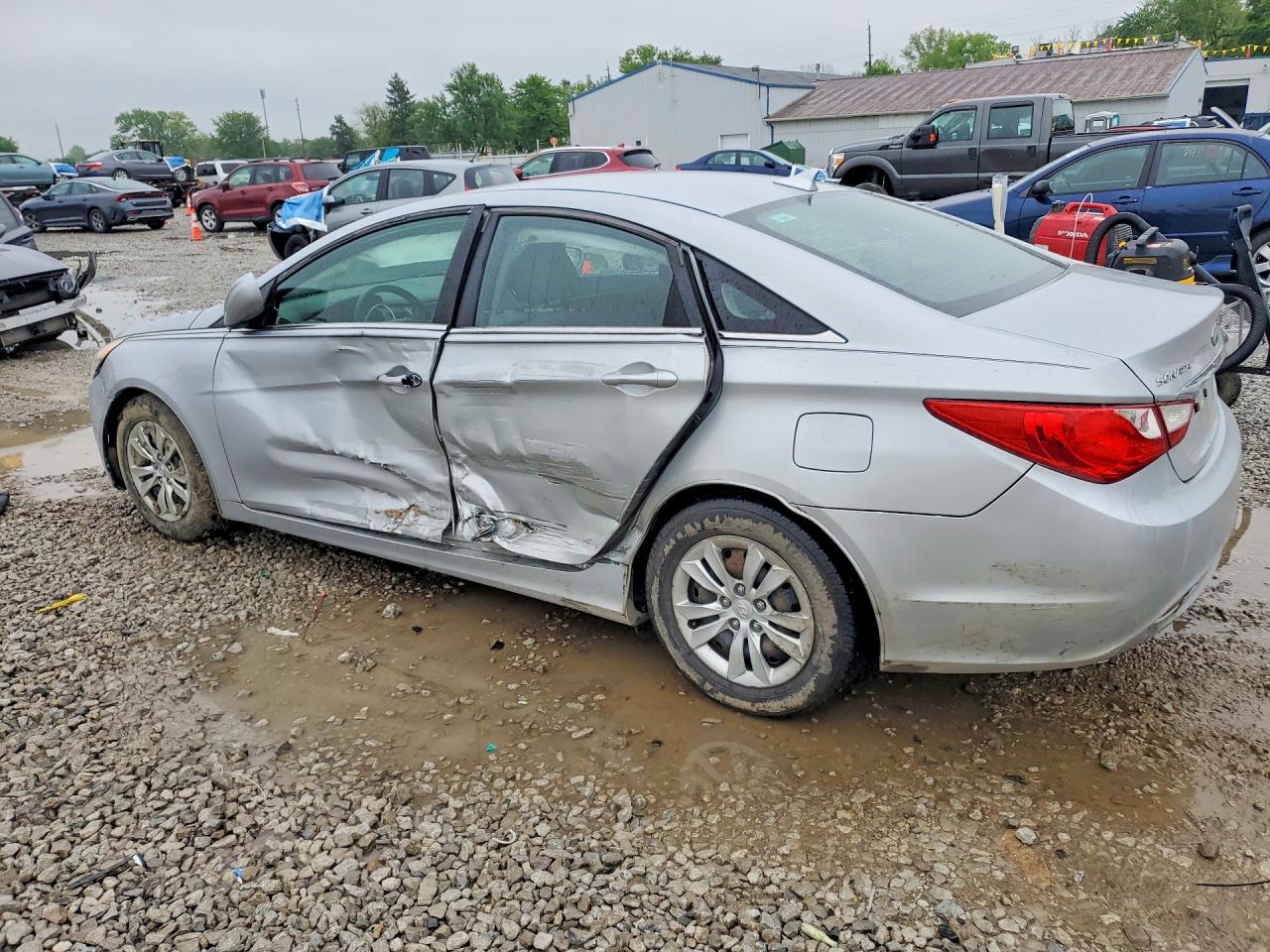 2011 HYUNDAI SONATA GLS photo 2