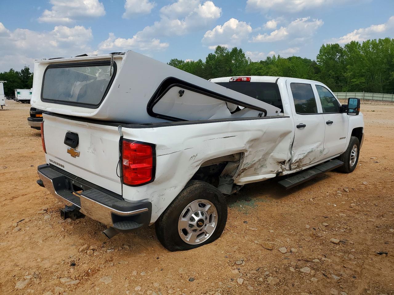 2018 CHEVROLET SILVERADO C2500 HEAVY DUTY photo 5