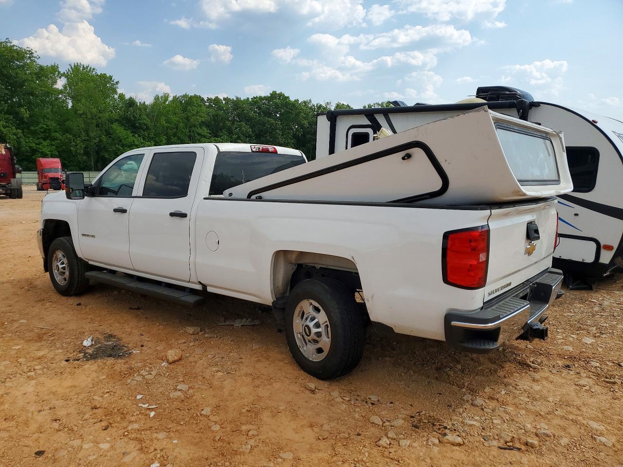2018 CHEVROLET SILVERADO C2500 HEAVY DUTY photo 3
