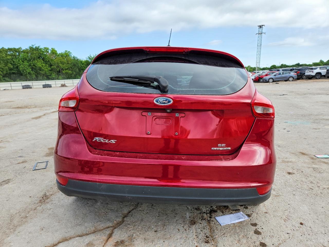 2015 FORD FOCUS SE photo 11