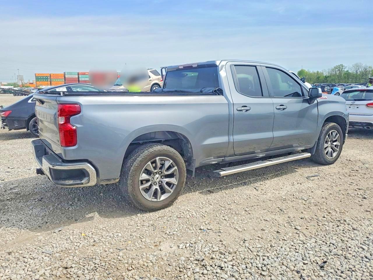 2019 CHEVROLET SILVERADO K1500 LT photo 7