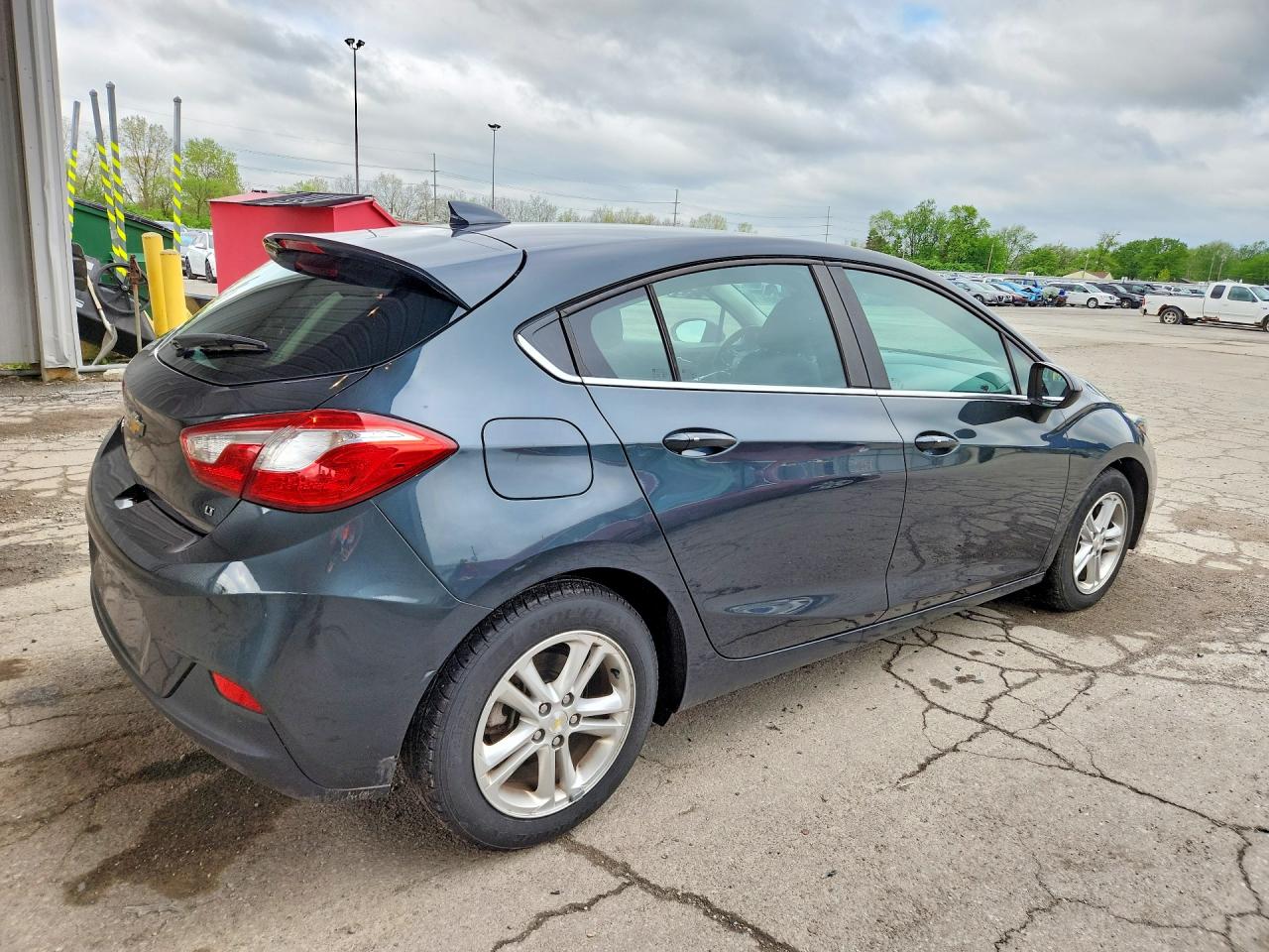 2017 CHEVROLET CRUZE LT photo 5