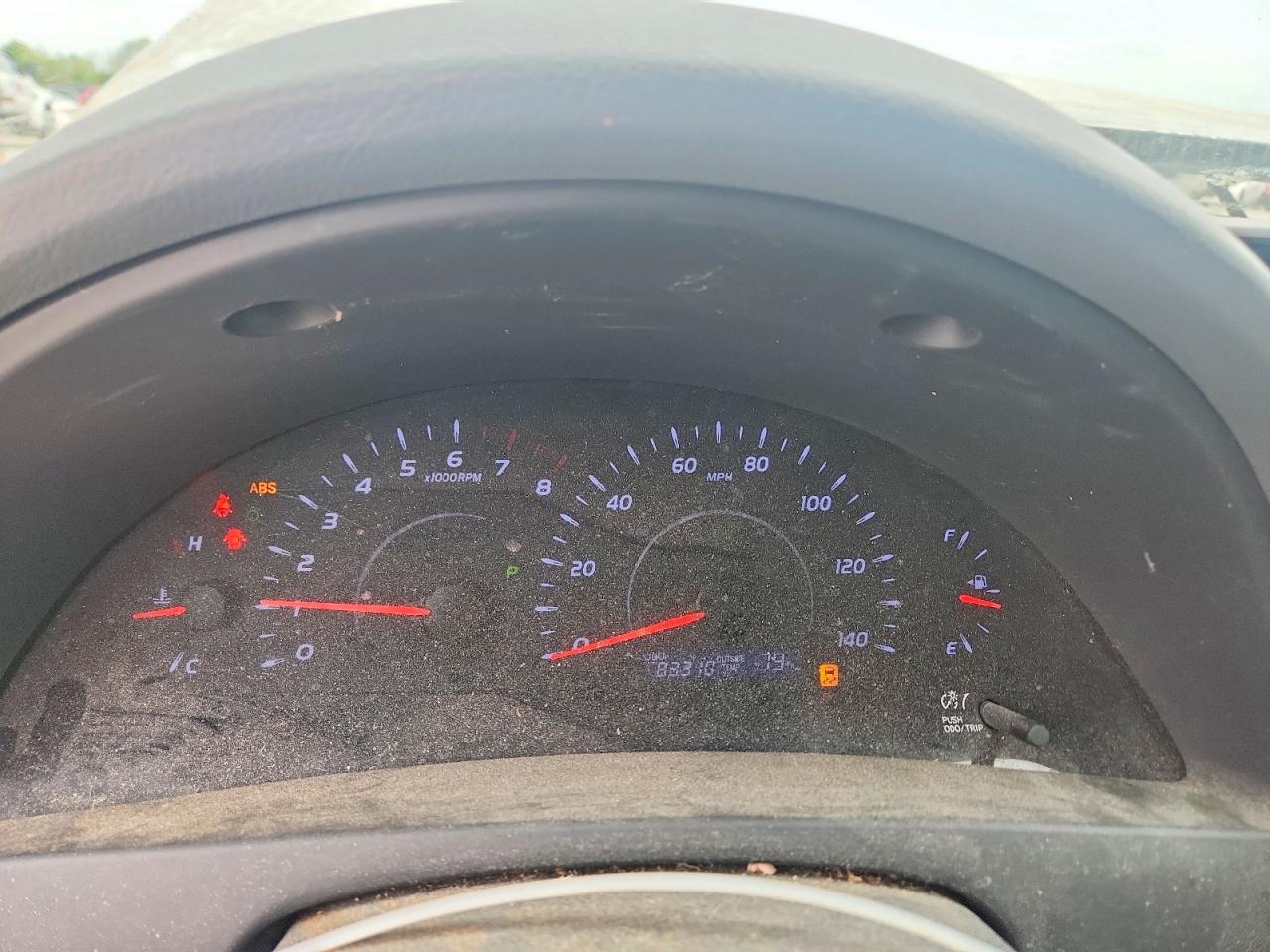 2011 TOYOTA CAMRY LE photo 17