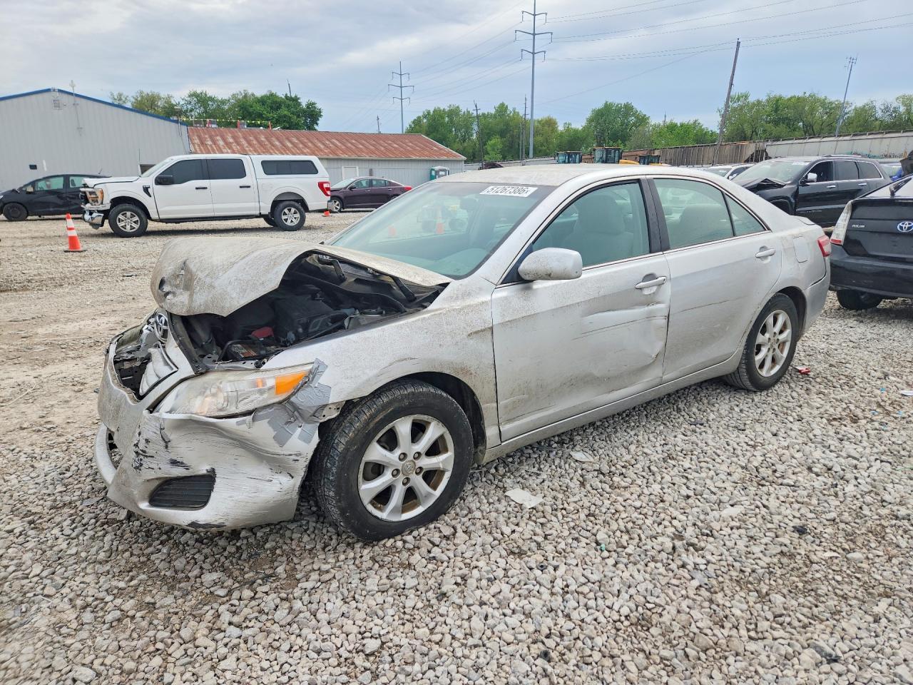 2011 TOYOTA CAMRY