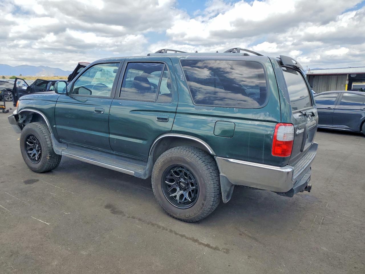 2000 TOYOTA 4RUNNER SR5 photo 4