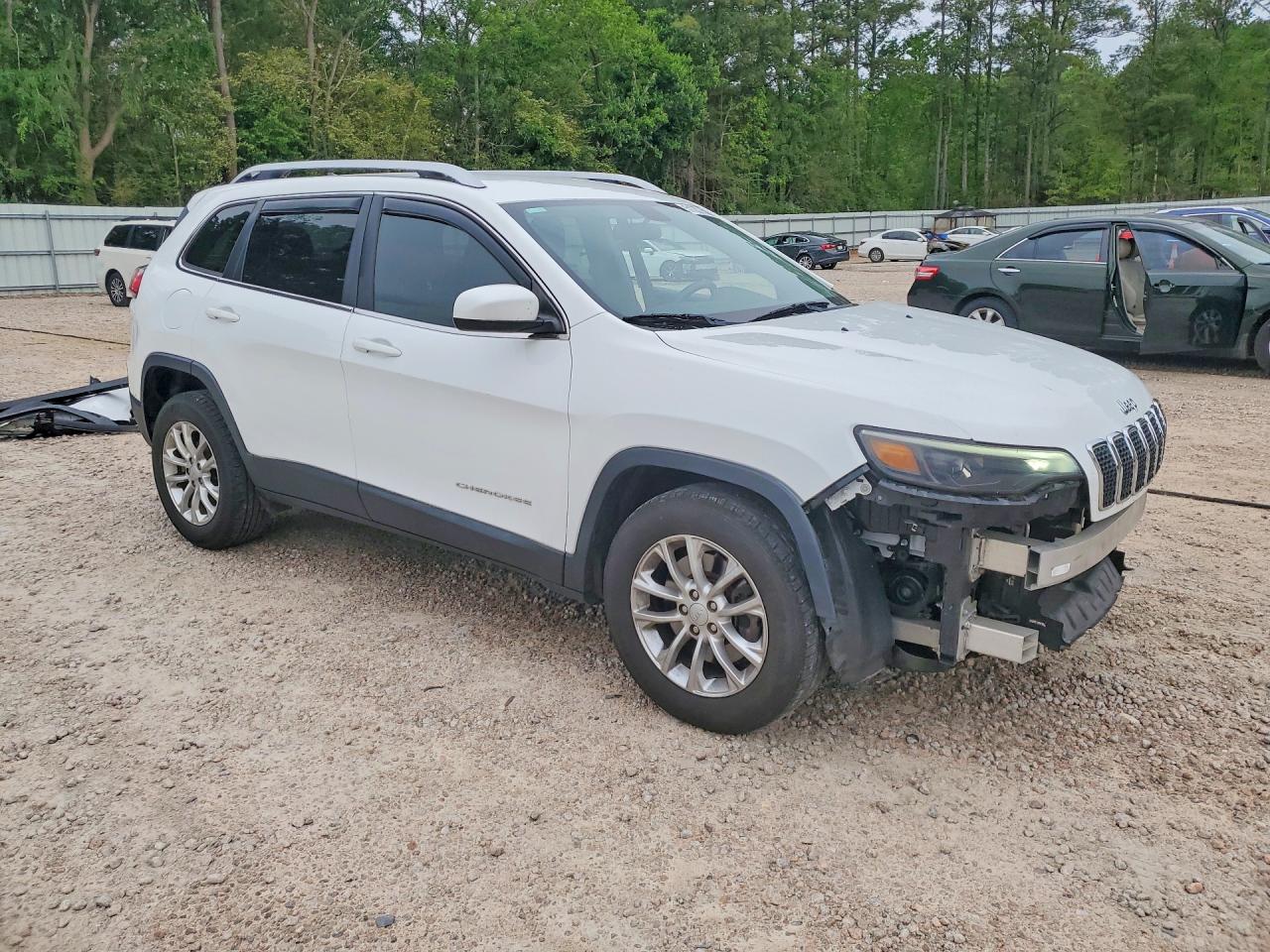 2019 JEEP CHEROKEE LATITUDE photo 10