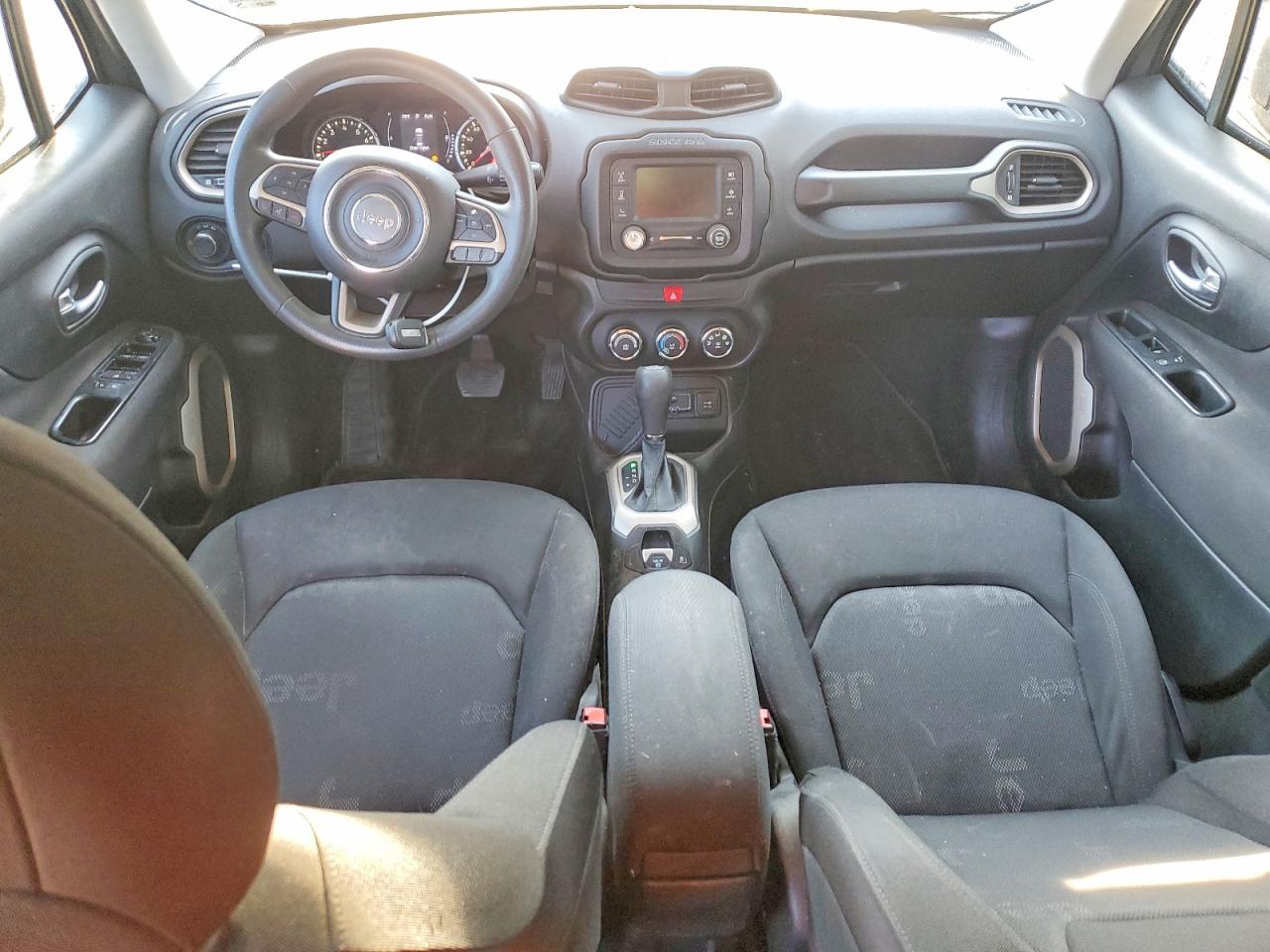2017 JEEP RENEGADE SPORT photo 22