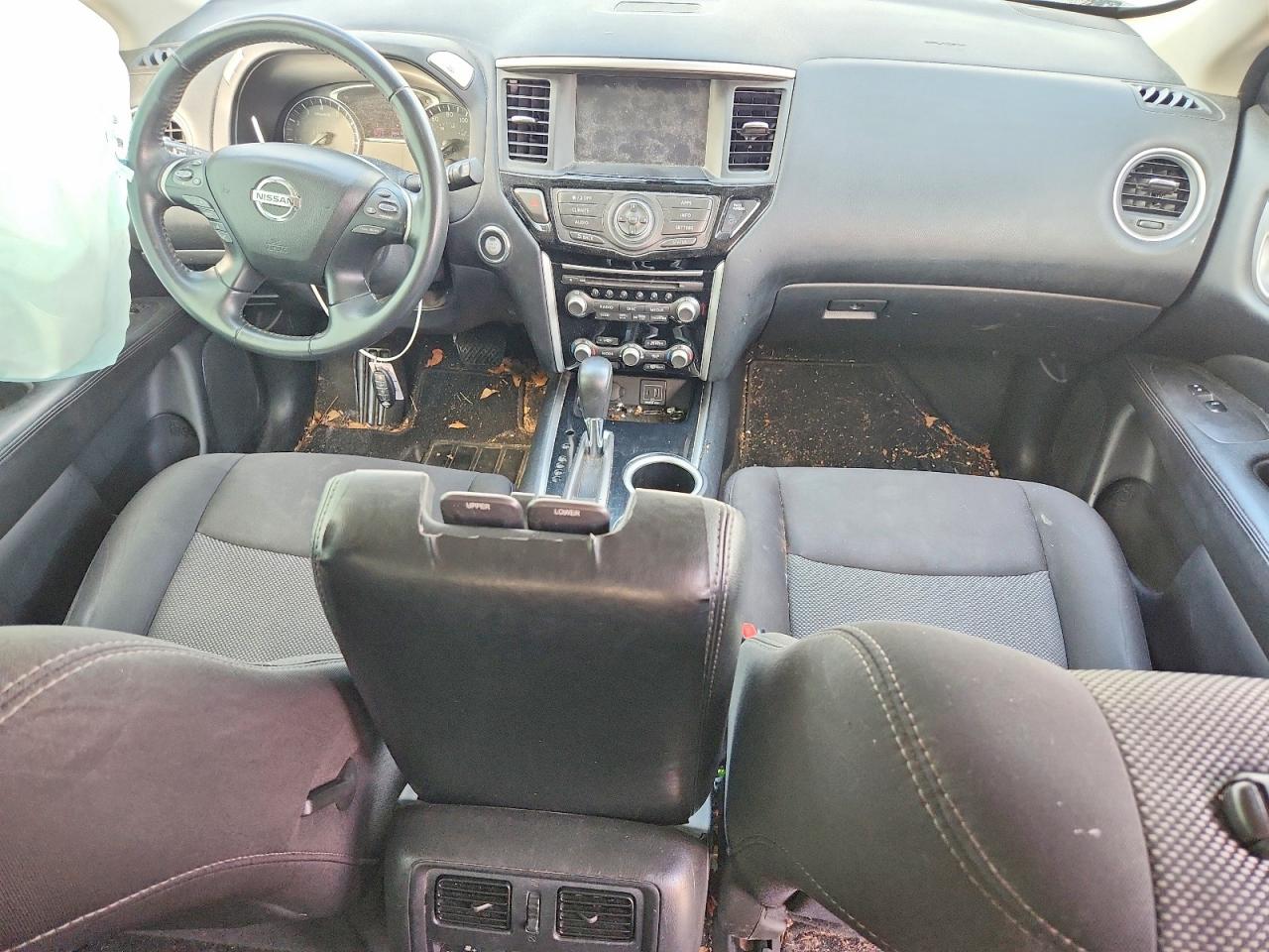 2020 NISSAN PATHFINDER SV photo 8