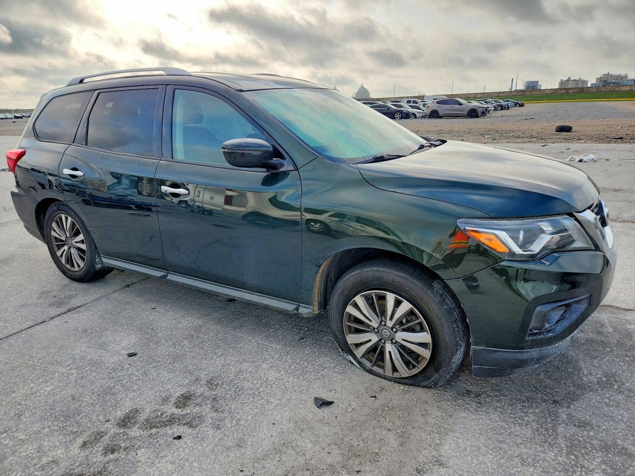 2020 NISSAN PATHFINDER SV photo 4