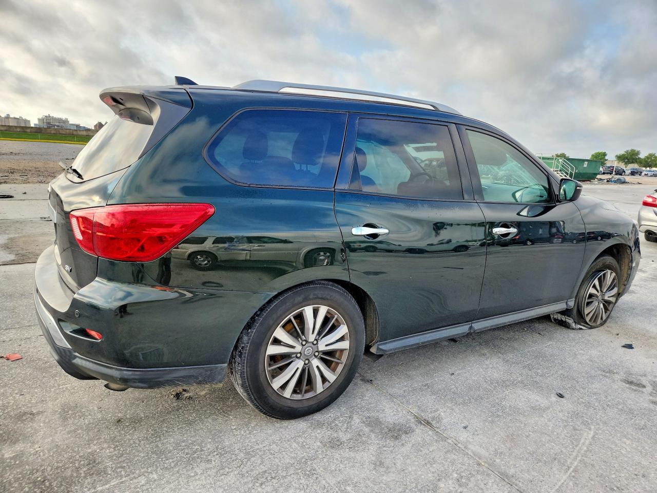 2020 NISSAN PATHFINDER SV photo 3