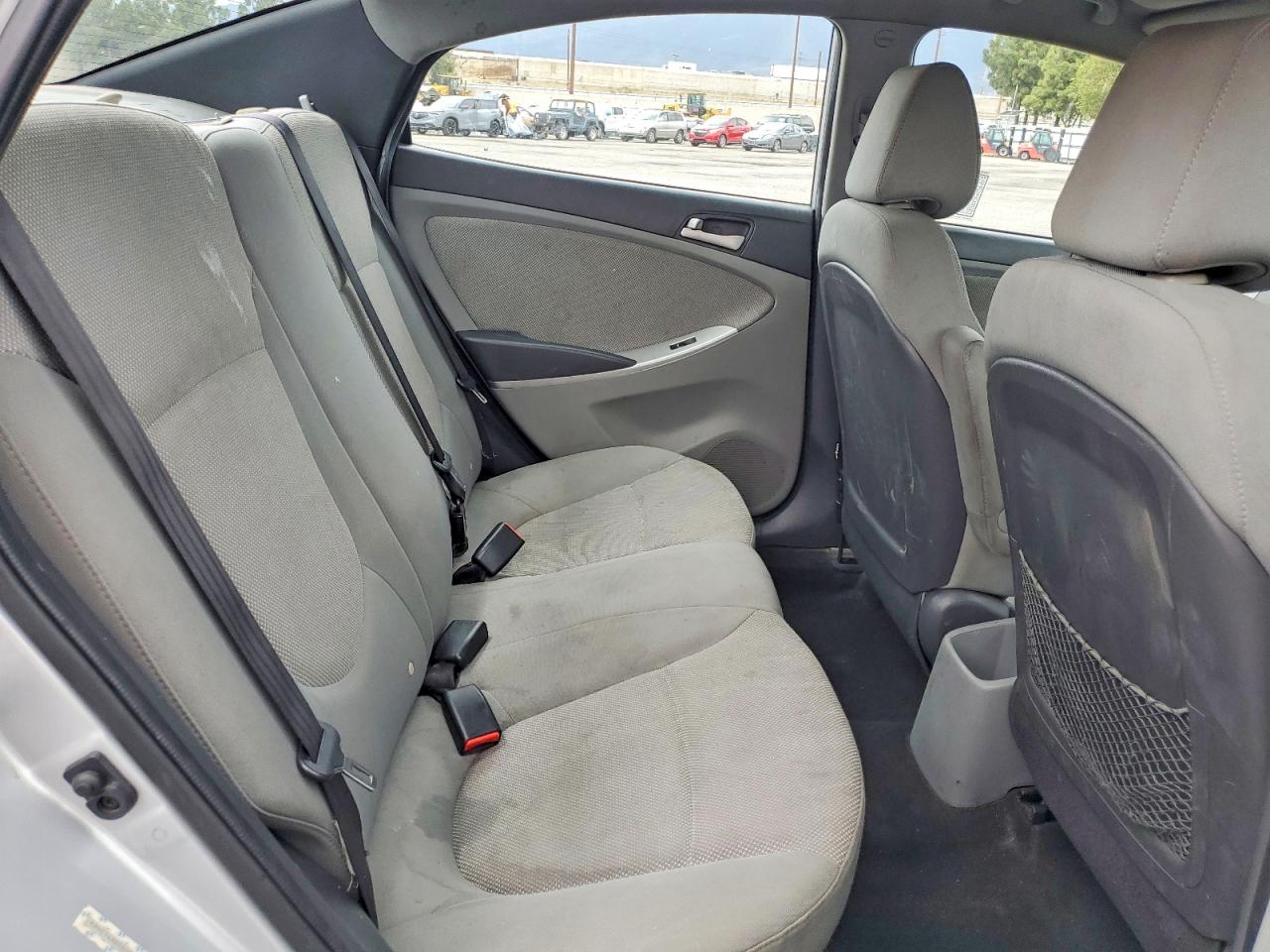 2014 HYUNDAI ACCENT GLS photo 28