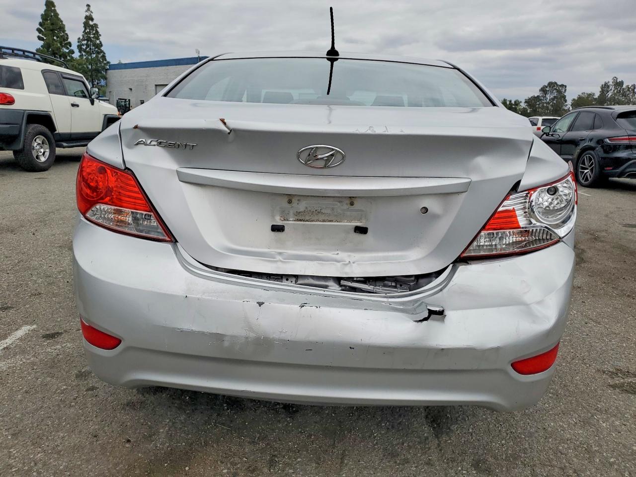 2014 HYUNDAI ACCENT GLS photo 16