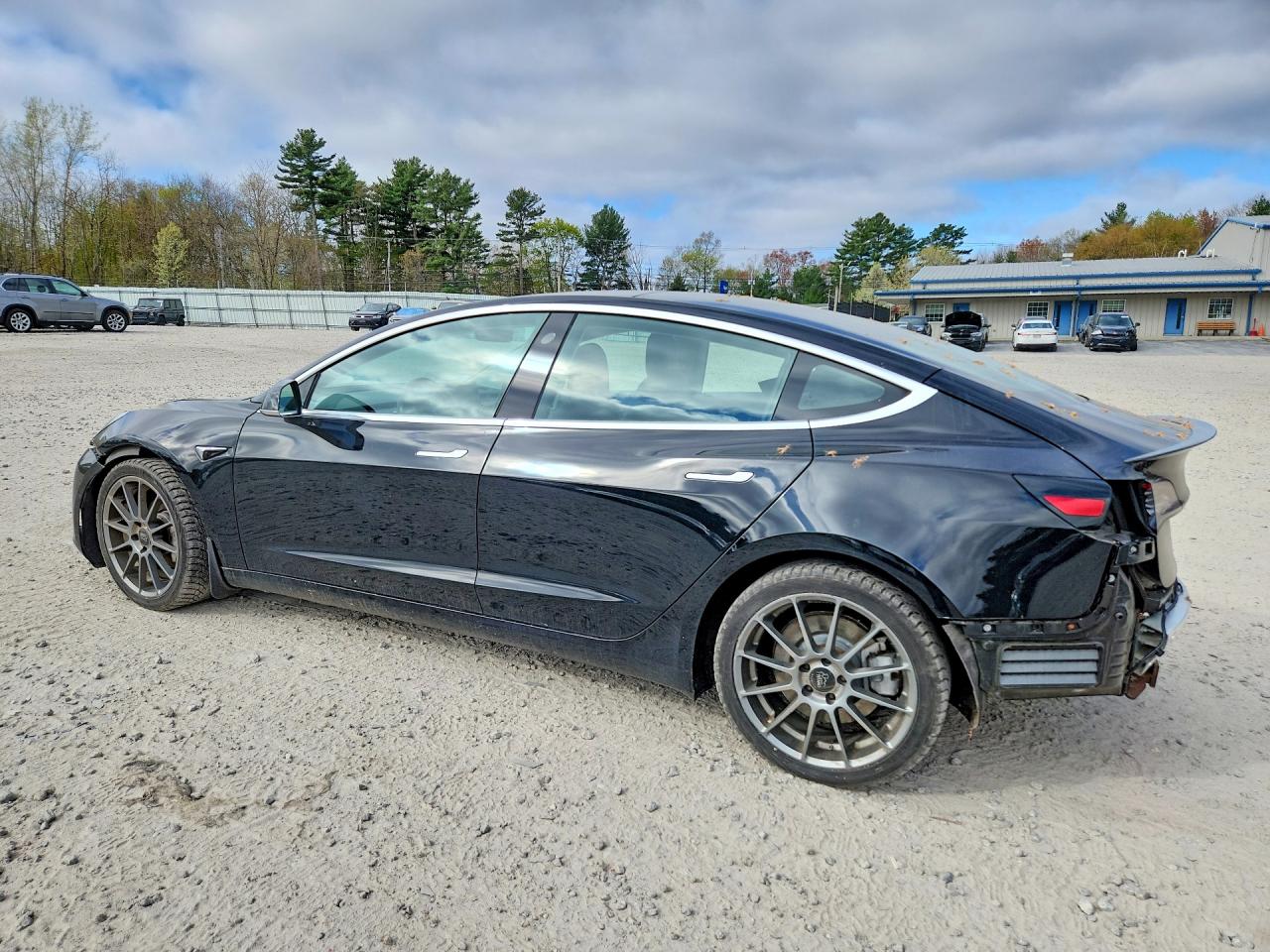 2018 TESLA MODEL 3 photo 2