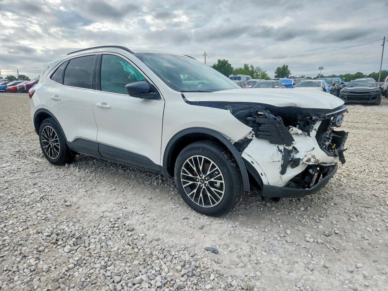 2025 FORD ESCAPE photo 7