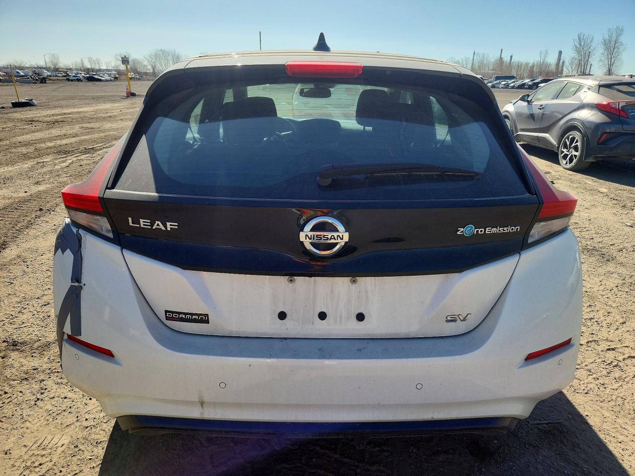 2022 NISSAN LEAF SV photo 11