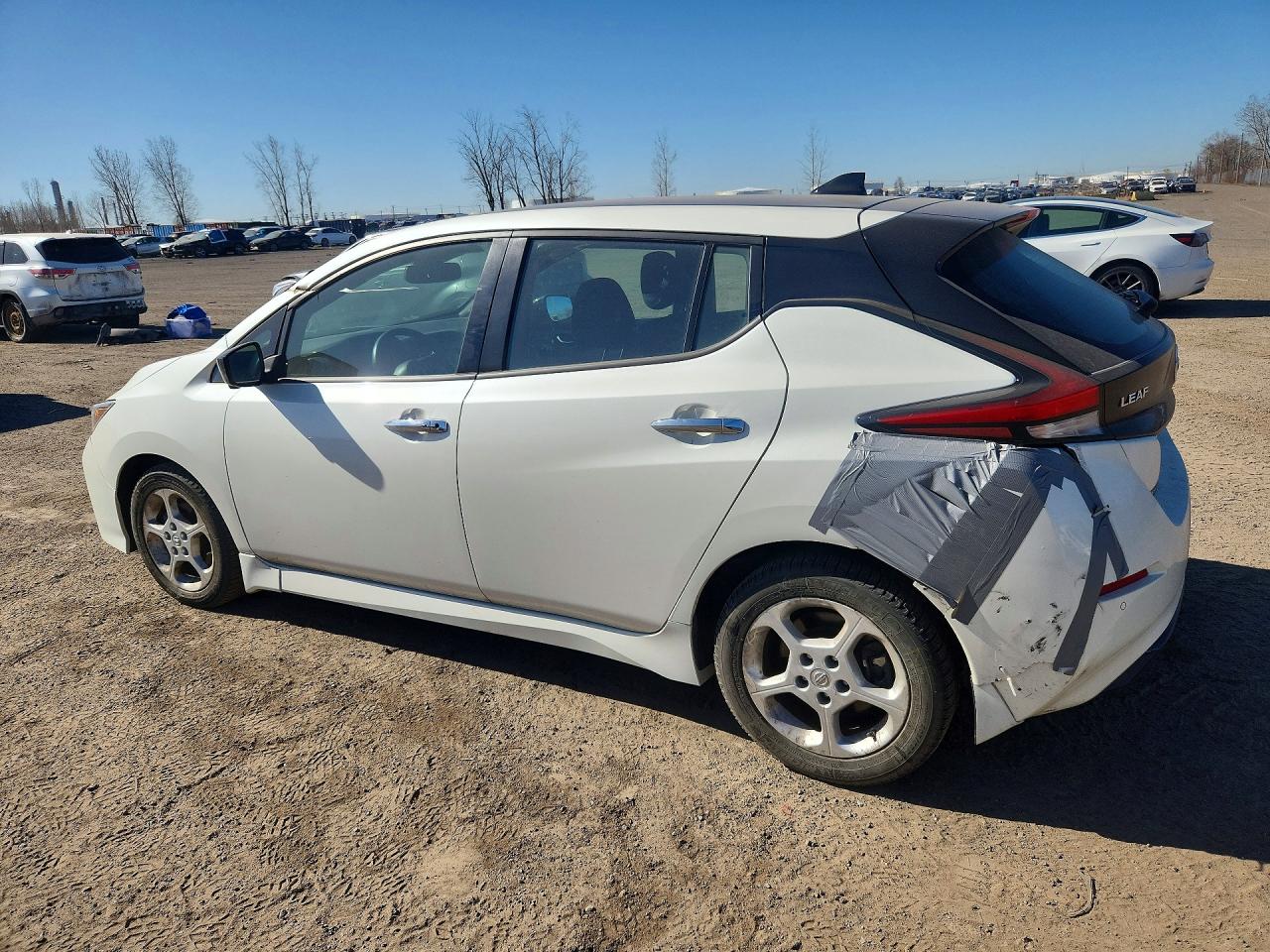 2022 NISSAN LEAF SV photo 3
