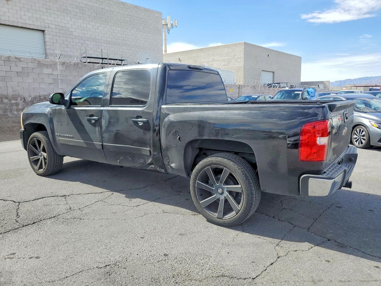 2007 CHEVROLET SILVERADO C1500 CREW CAB photo 3