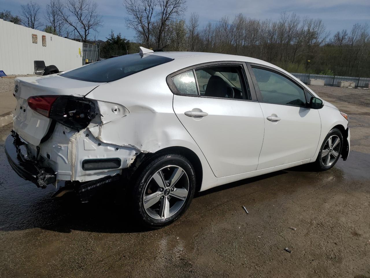 2018 KIA FORTE LX photo 3