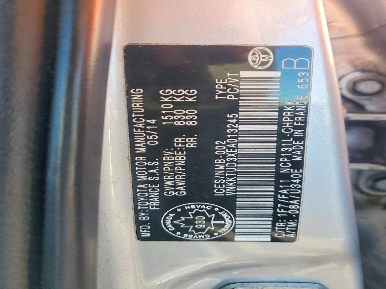 2014 TOYOTA YARIS 5-DOOR L photo 25