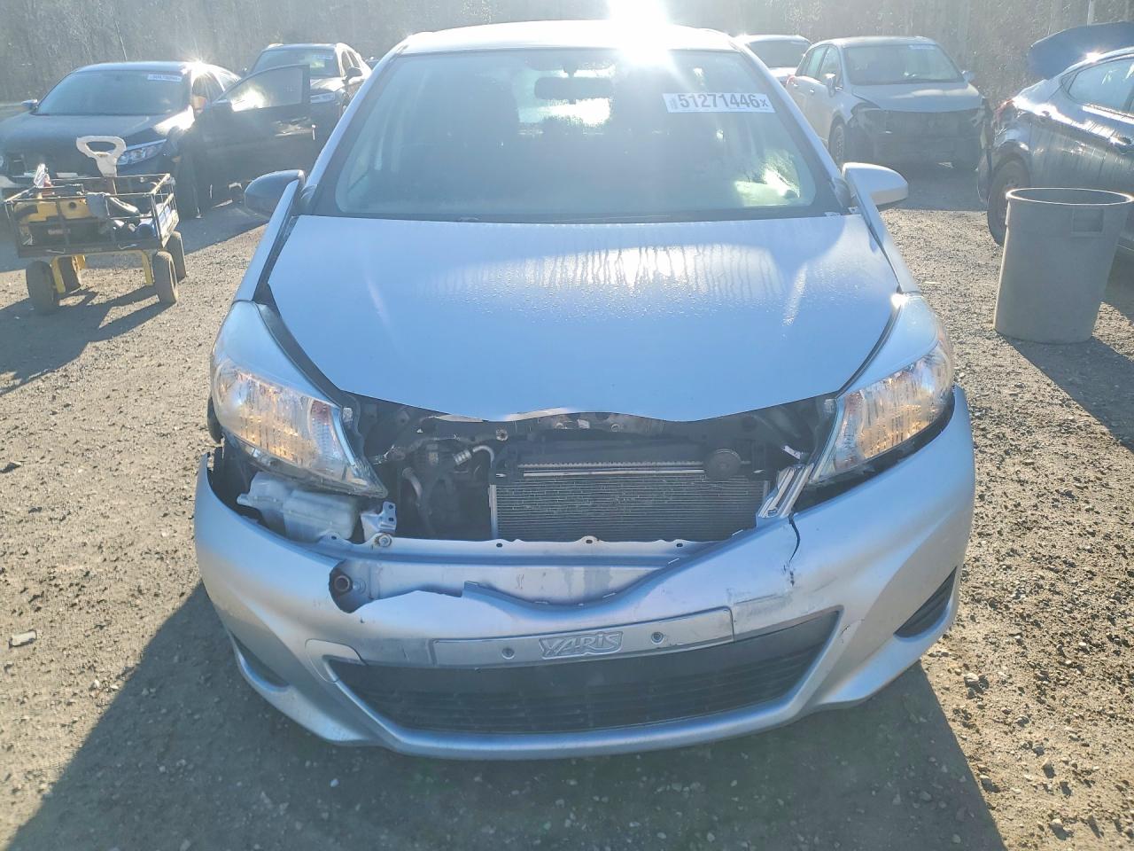 2014 TOYOTA YARIS 5-DOOR L photo 9
