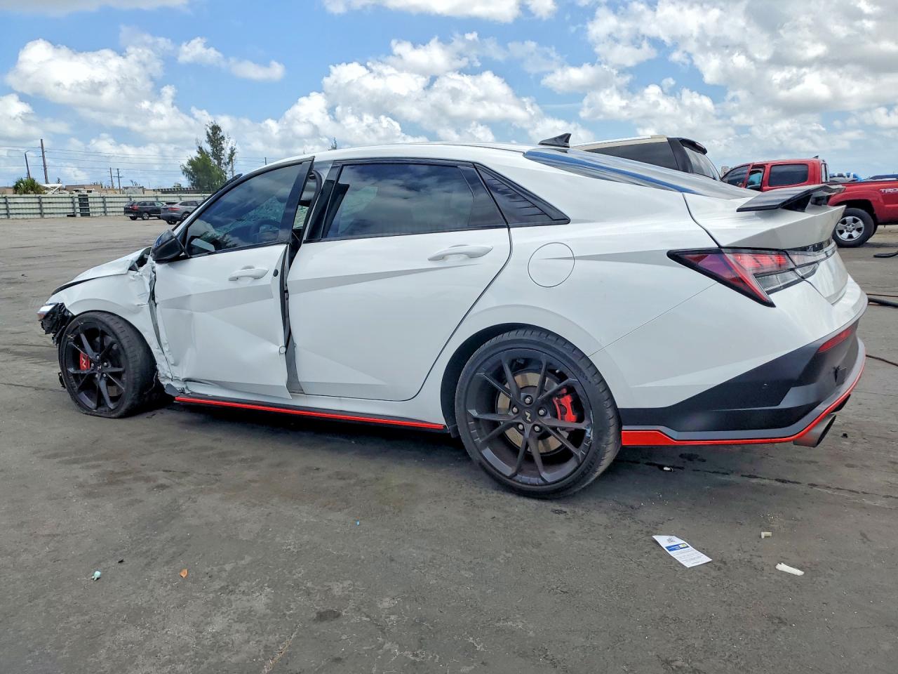 2025 HYUNDAI ELANTRA N BASE photo 3