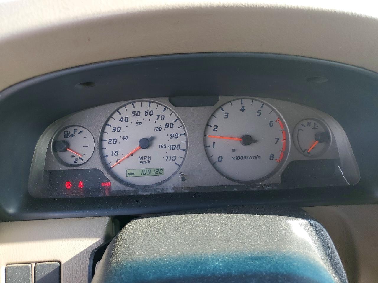2001 NISSAN FRONTIER XE photo 9