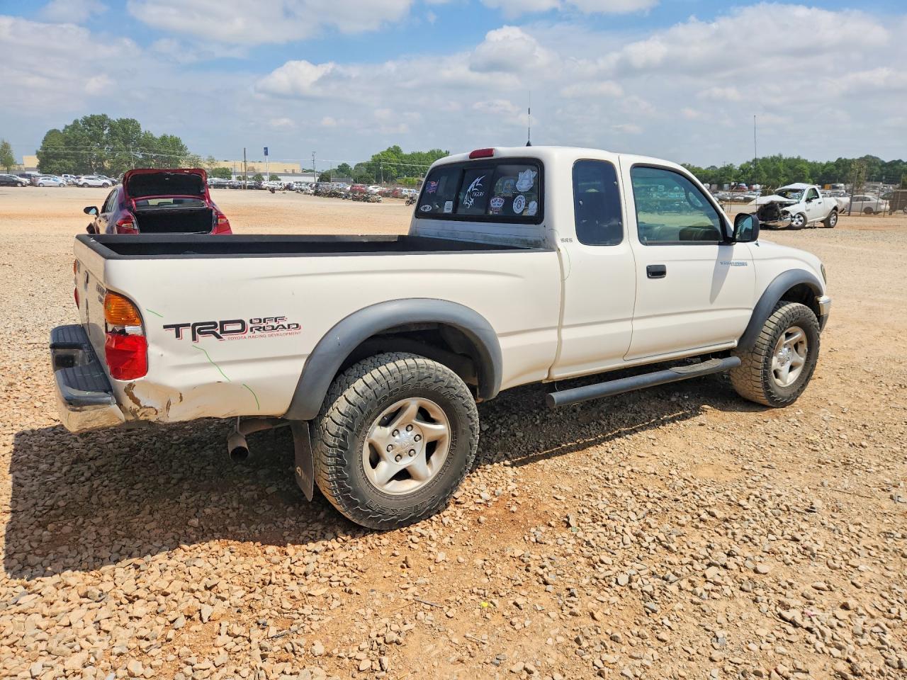 2004 TOYOTA TACOMA XTRACAB photo 5