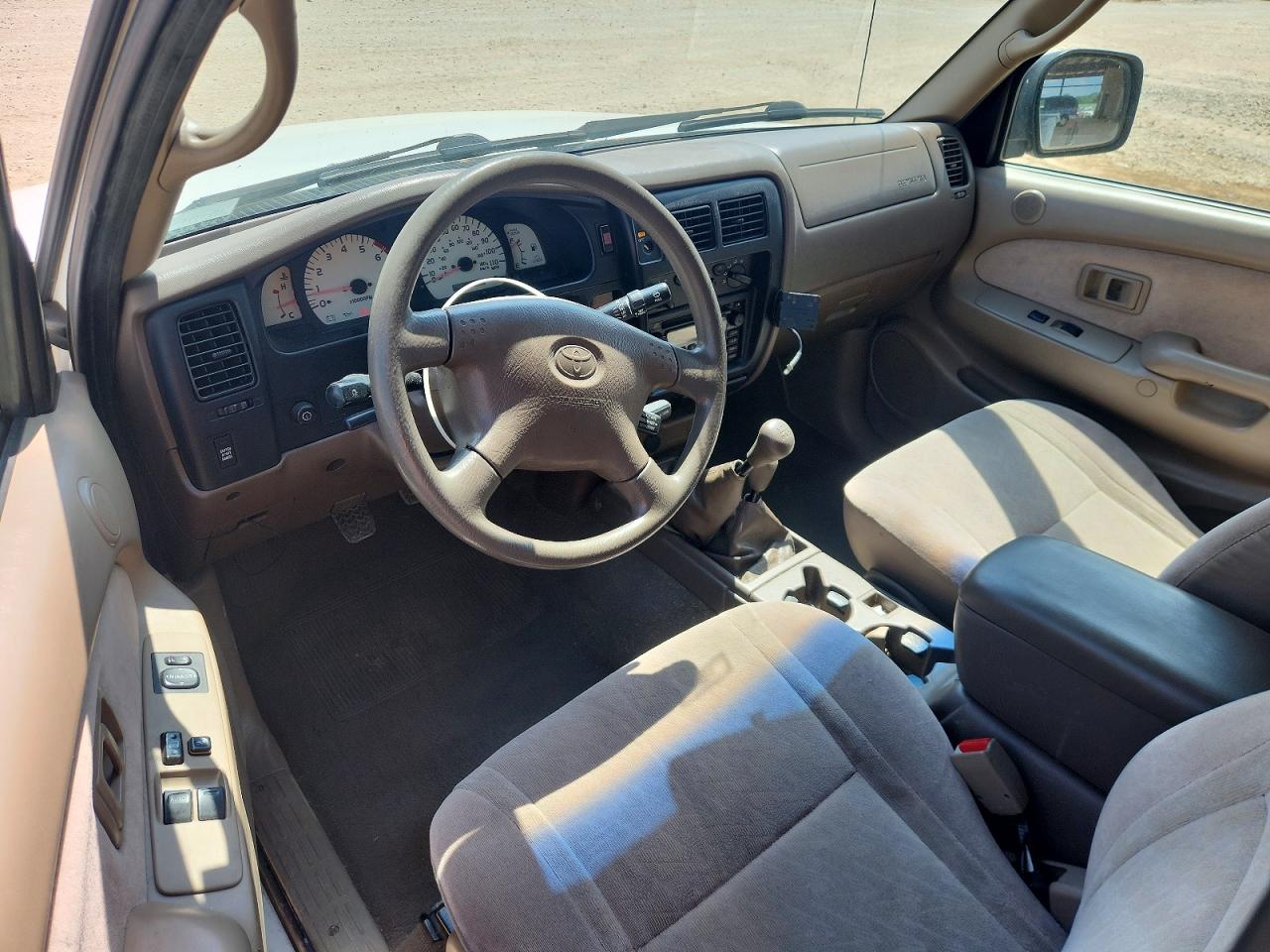 2004 TOYOTA TACOMA XTRACAB photo 15