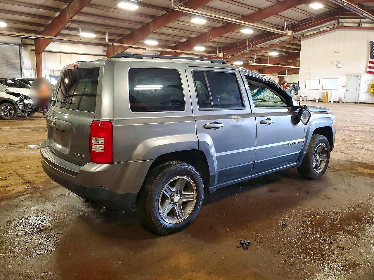 2012 JEEP PATRIOT SPORT photo 3