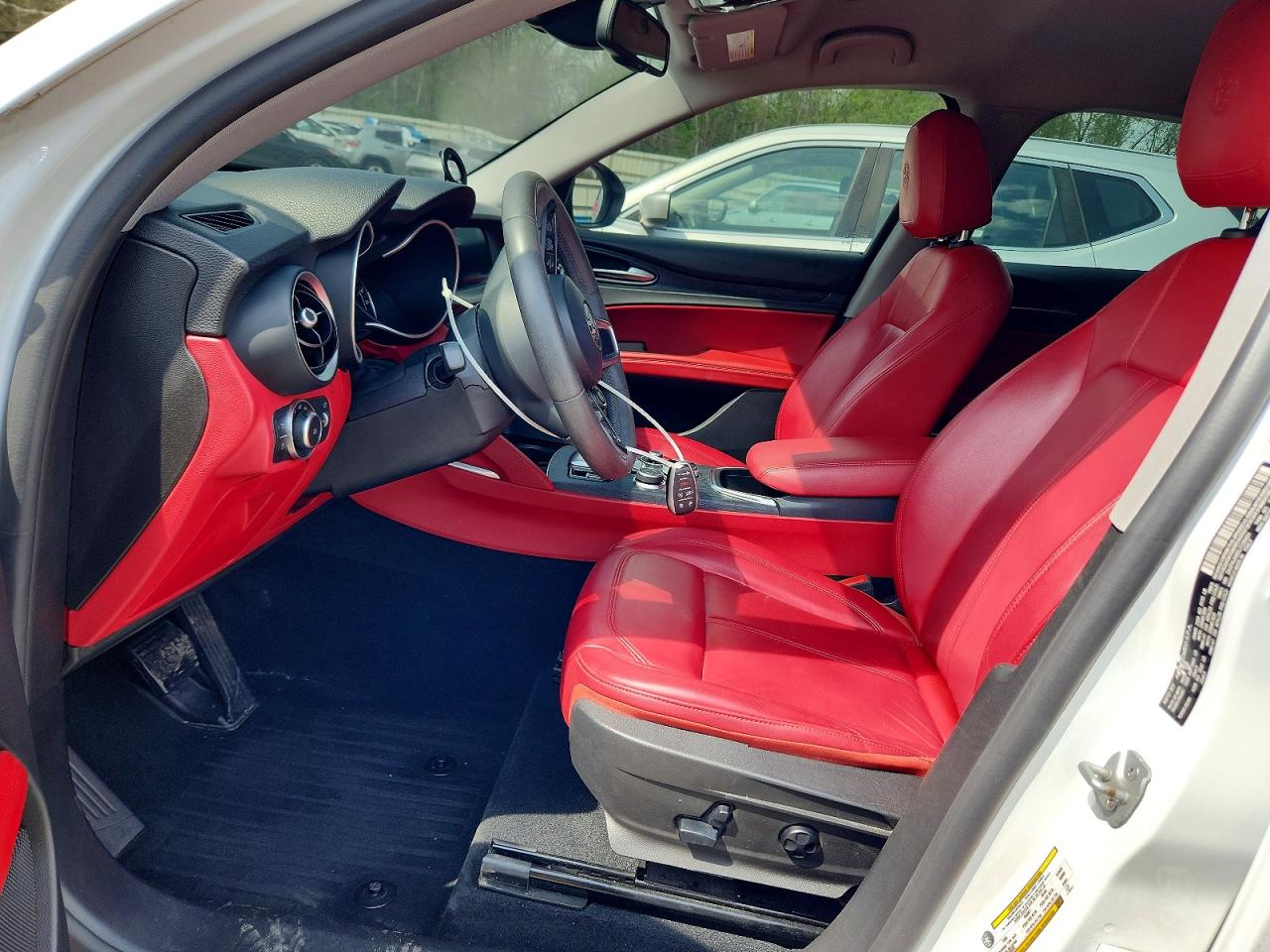 2020 ALFA ROMEO STELVIO photo 7