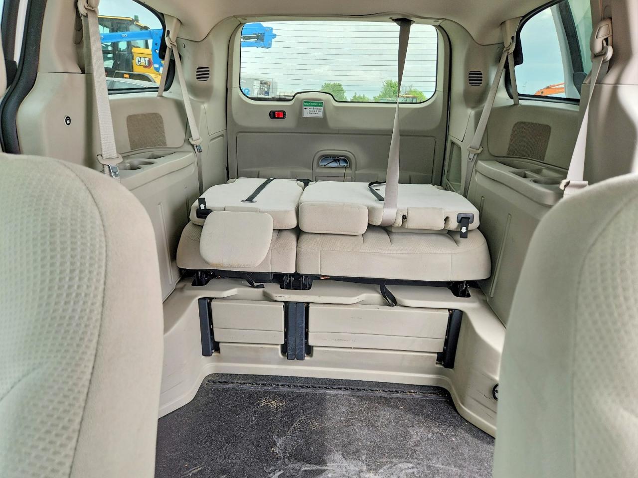 2015 DODGE GRAND CARAVAN SE photo 19