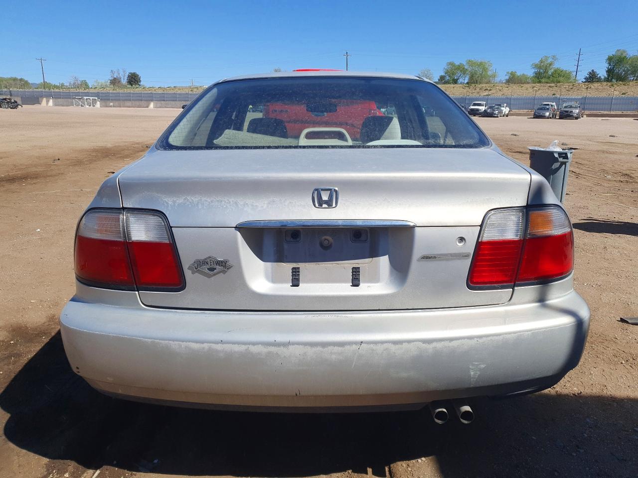 1997 HONDA ACCORD VALUE photo 16