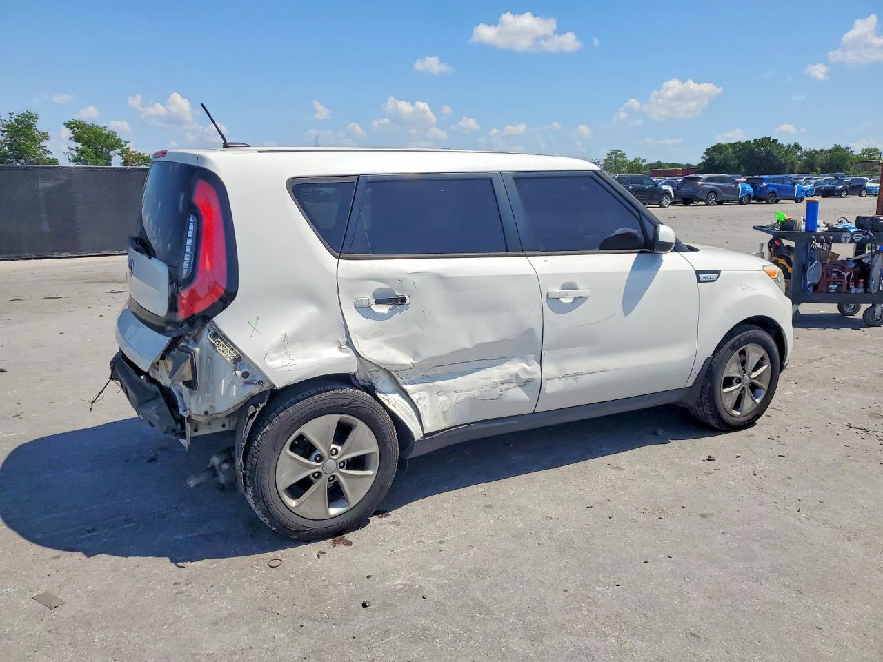2016 KIA SOUL BASE photo 3