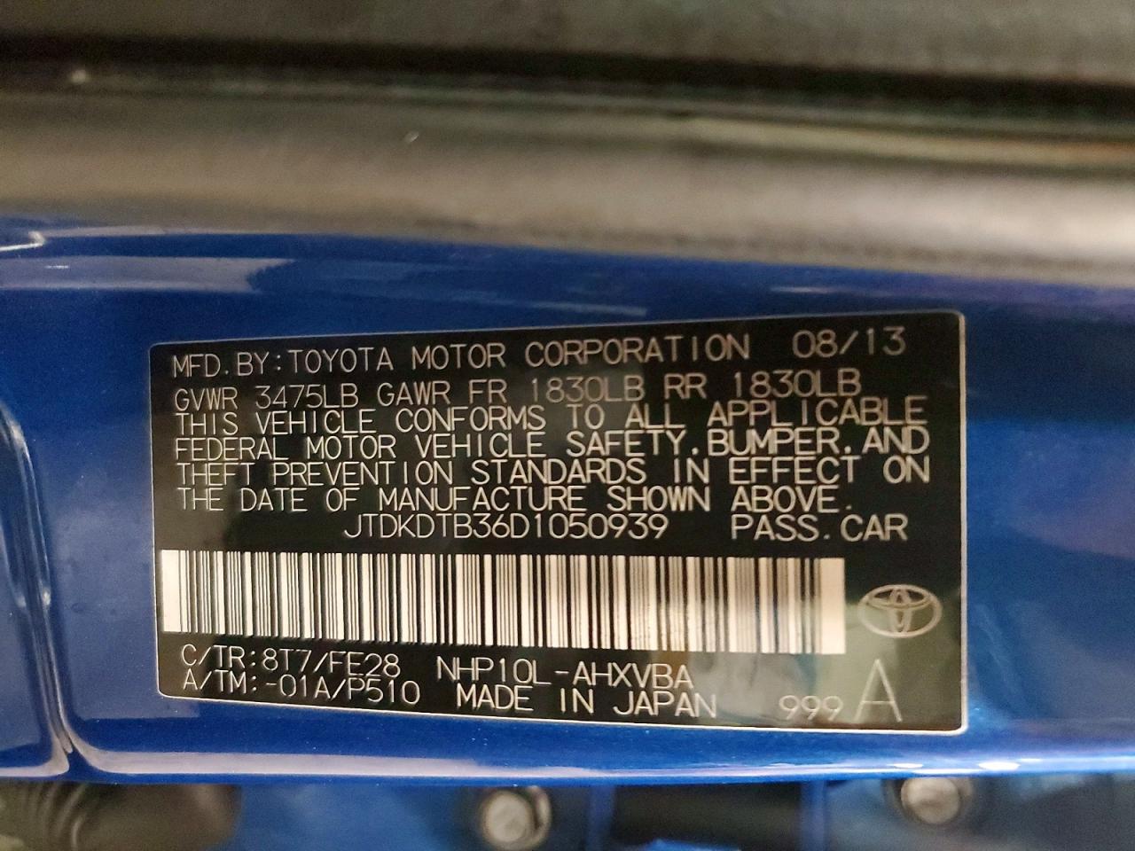 2013 TOYOTA PRIUS C ONE photo 23