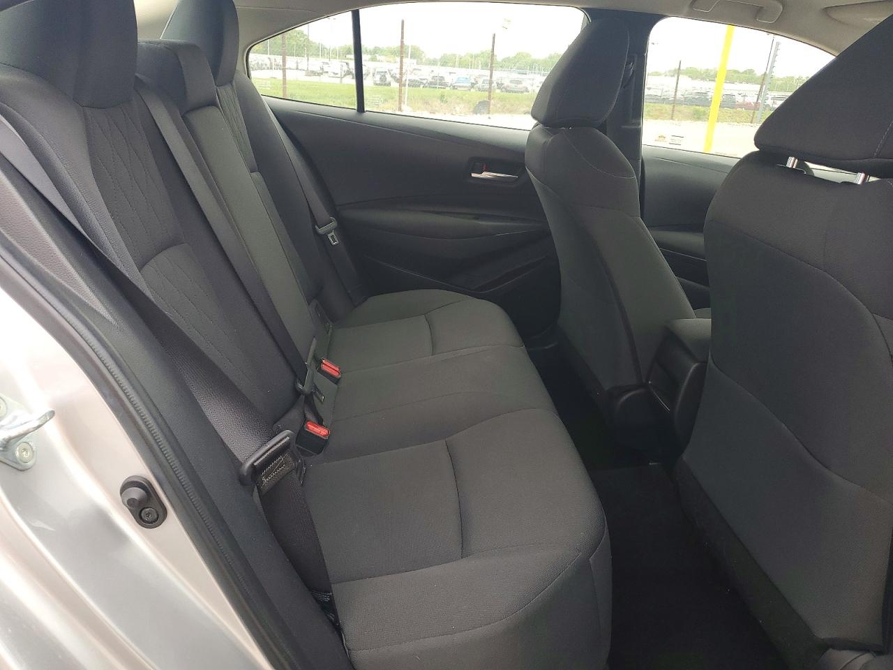 2020 TOYOTA COROLLA LE photo 19