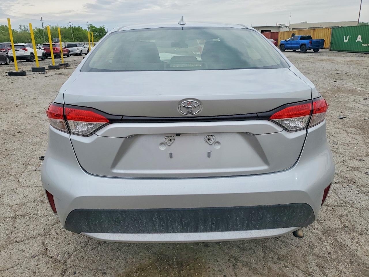 2020 TOYOTA COROLLA LE photo 11