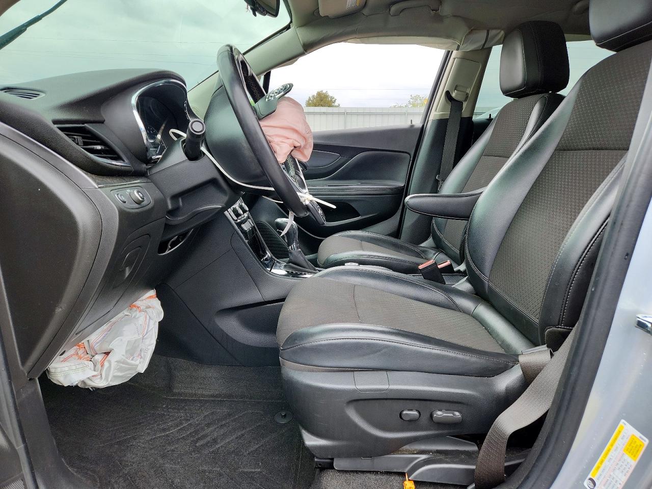2019 BUICK ENCORE PREFERRED photo 19