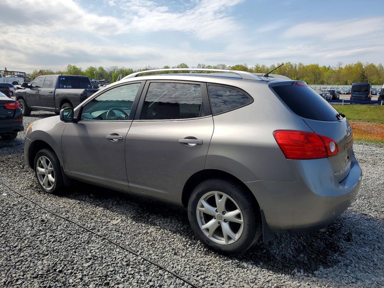 2009 NISSAN ROGUE S photo 4
