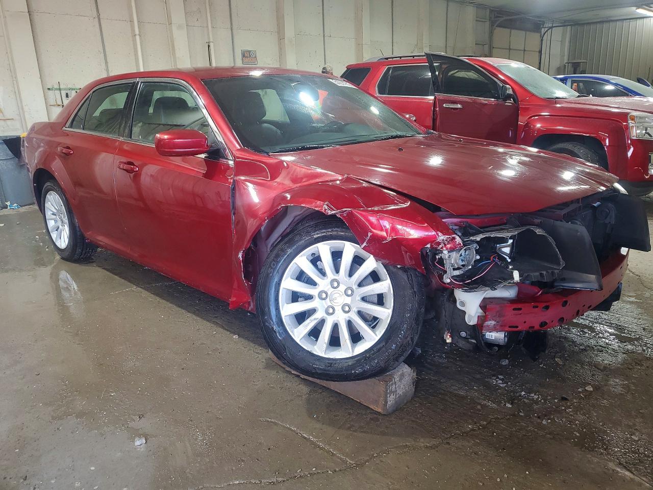 2014 CHRYSLER 300 photo 7