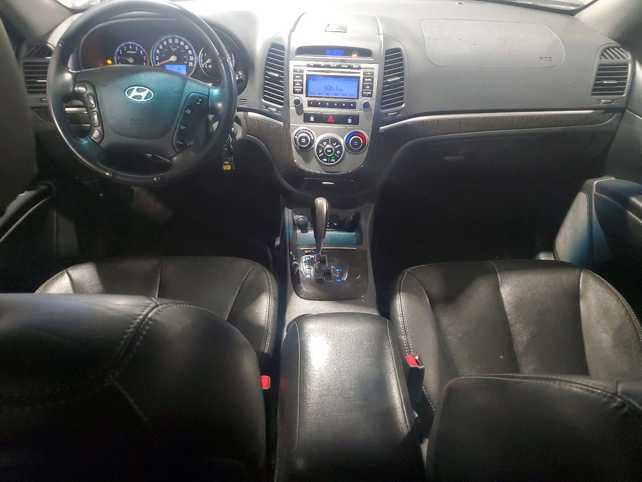 2009 HYUNDAI SANTA FE GL photo 22