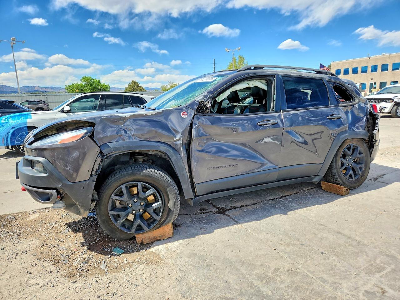 2017 JEEP CHEROKEE
