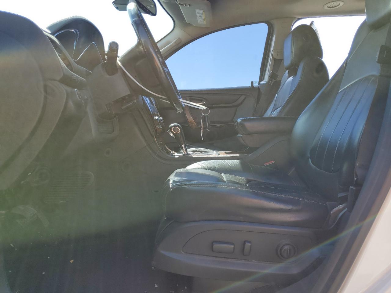 2014 CHEVROLET TRAVERSE LTZ photo 13