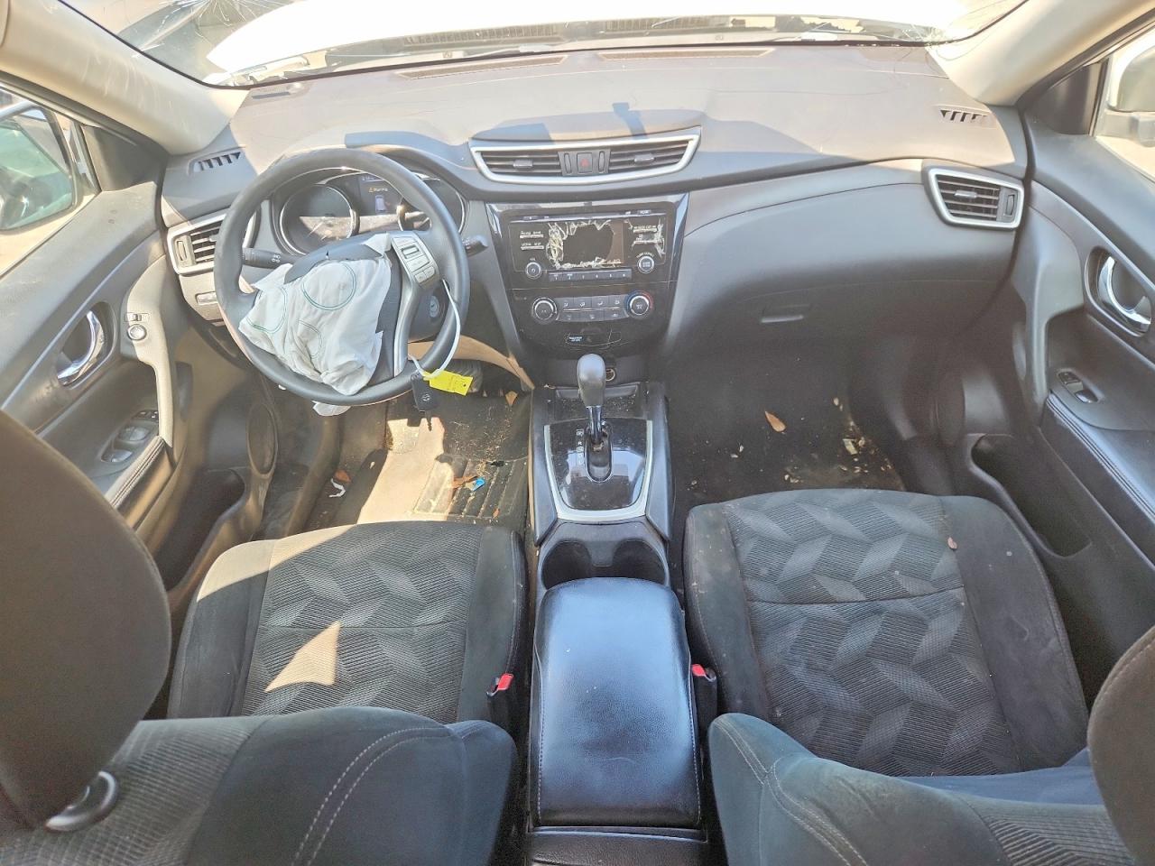 2016 NISSAN ROGUE S photo 15