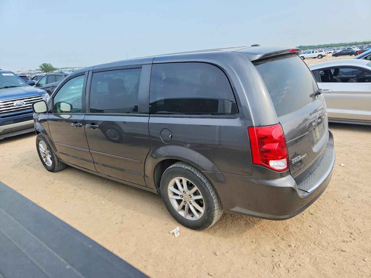 2015 DODGE GRAND CARAVAN SE photo 3