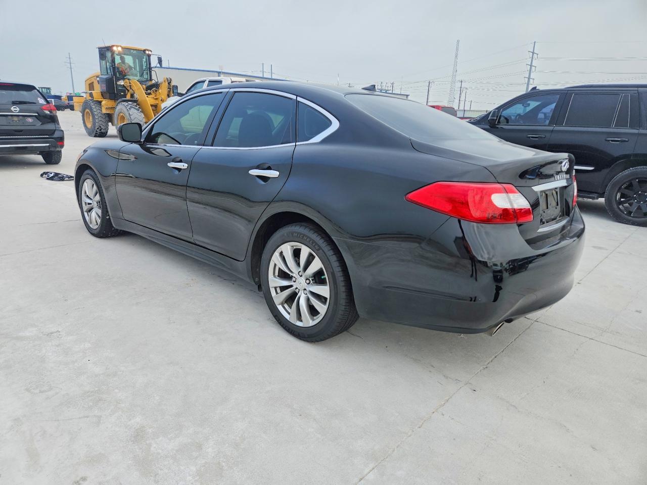 2012 INFINITI M37 BASE photo 3