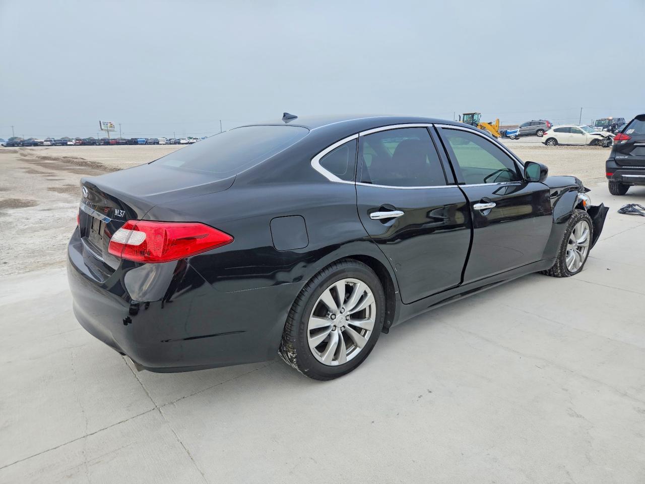 2012 INFINITI M37 BASE photo 5