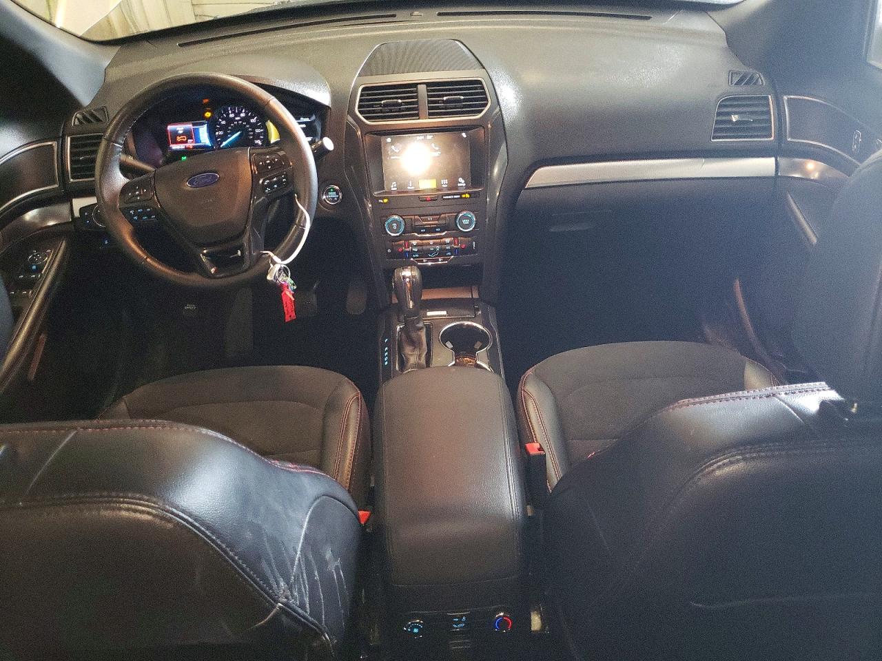 2018 FORD EXPLORER XLT photo 22