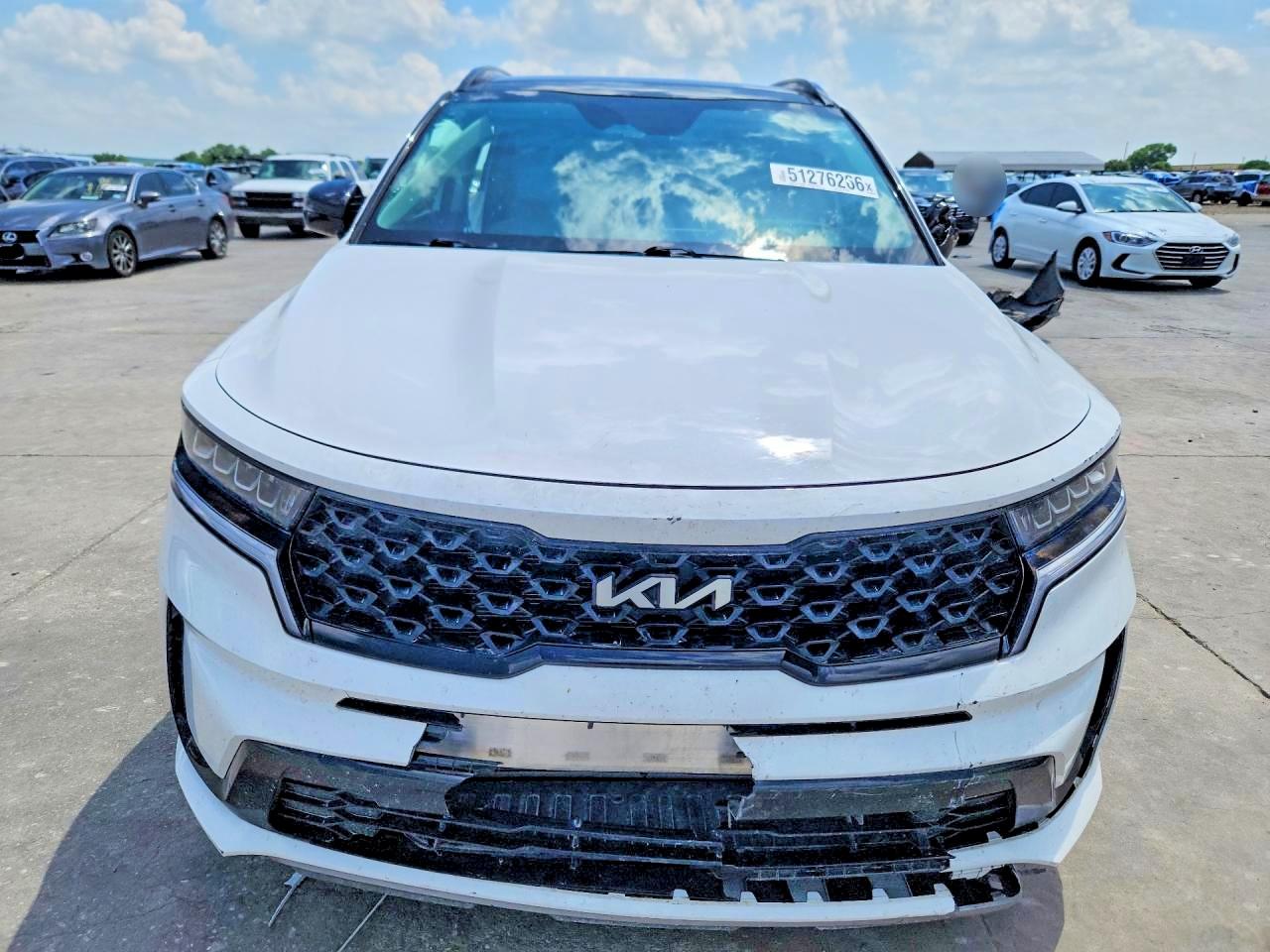 2022 KIA SORENTO S photo 13