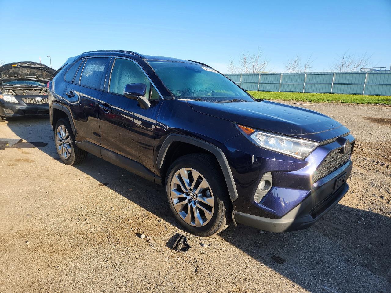 2021 TOYOTA RAV4 XLE PREMIUM photo 4