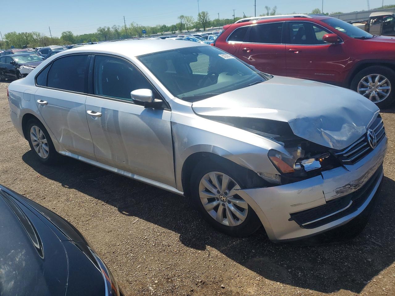 2015 VOLKSWAGEN PASSAT S photo 7